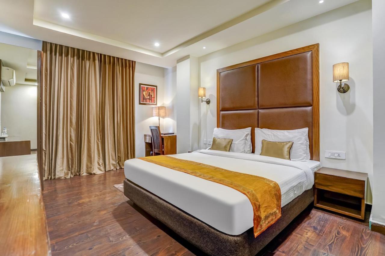 Townhouse 552Hotel Royal Court Jalandhar Exterior photo